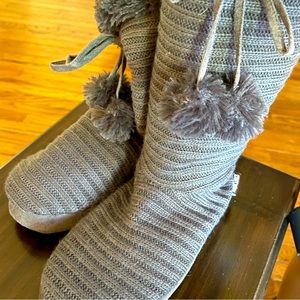 Mukluks boots, never worn